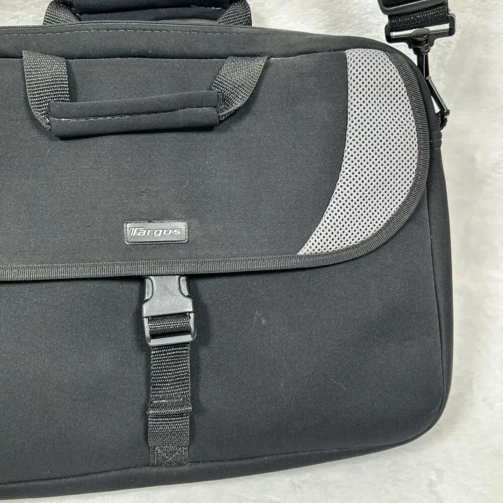 Targus messenger bag